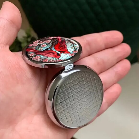 Cardinal Pill Box with Dogwood Tree - Picture 4 of 5